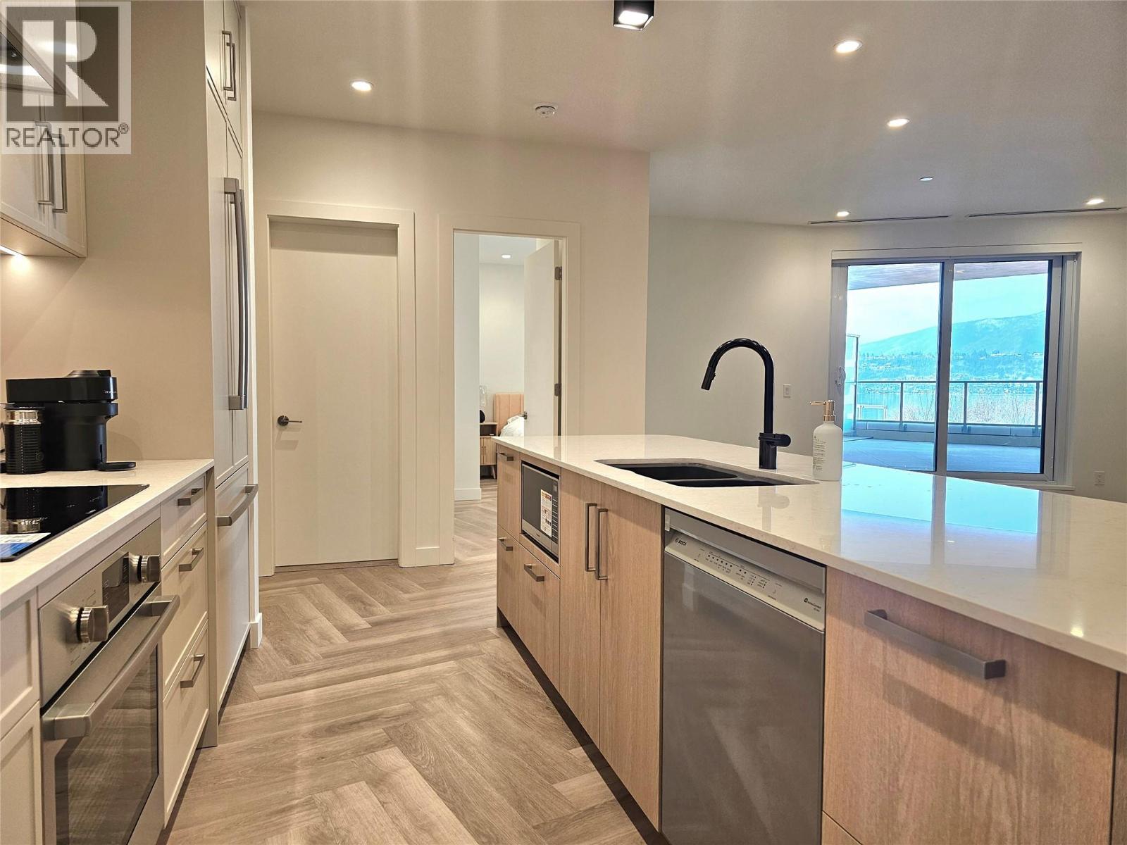 3340 Lakeshore Drive Unit# 514, Kelowna, British Columbia  V1W 0H6 - Photo 13 - 10374412