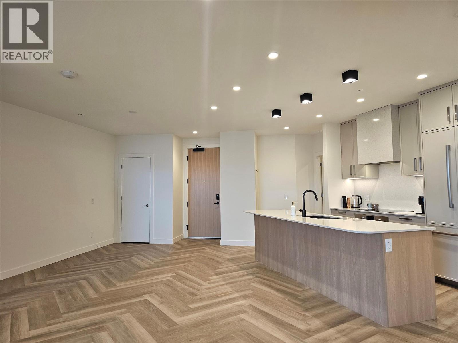 3340 Lakeshore Drive Unit# 514, Kelowna, British Columbia  V1W 0H6 - Photo 7 - 10374412