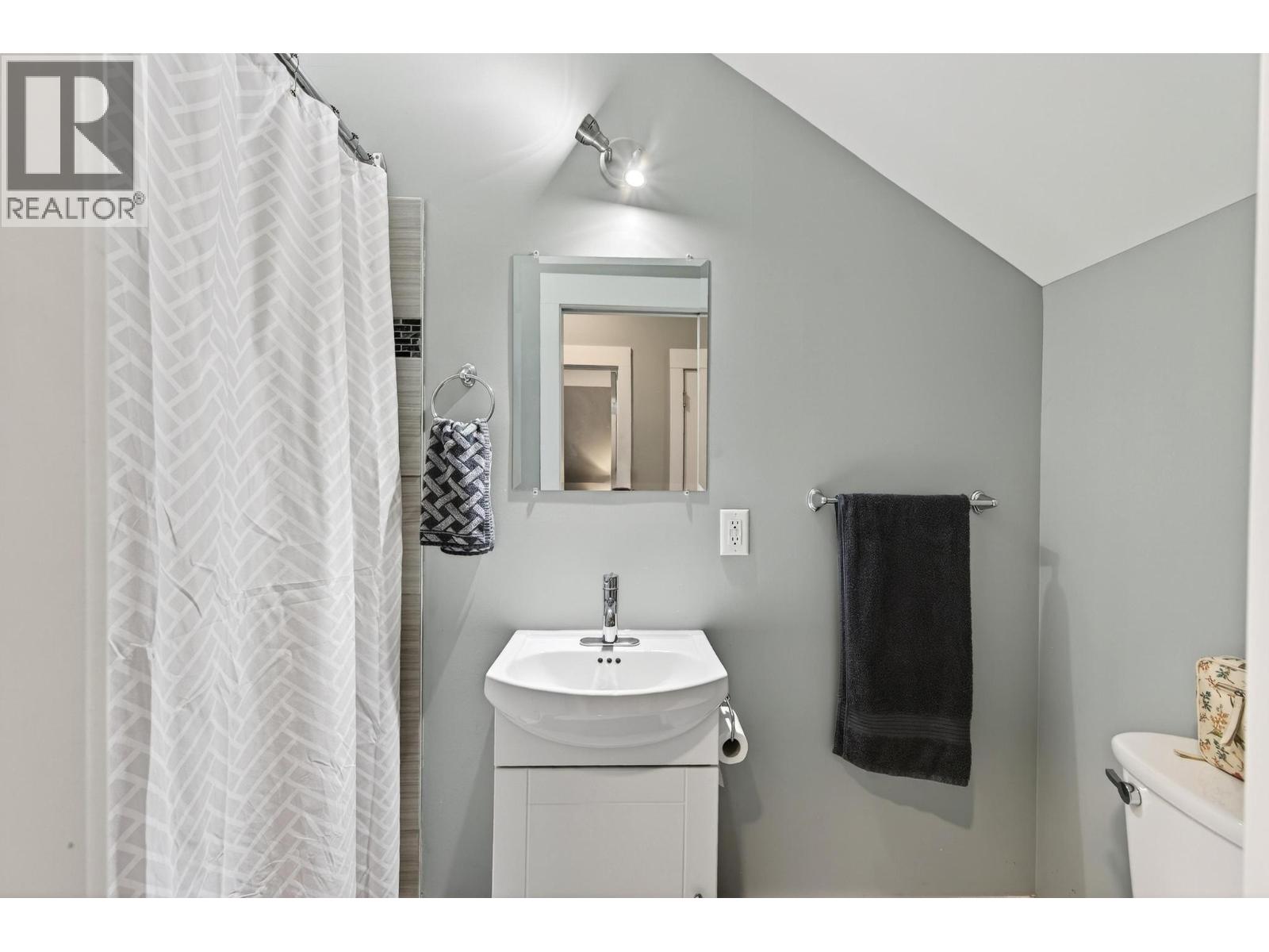 1512 Granite Drive Unit# 4, Golden, British Columbia  V0A 1H0 - Photo 42 - 10374374