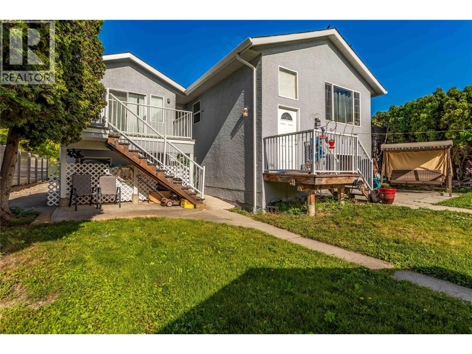 885 Walrod Street, Kelowna, British Columbia  V1Y 2S4 - Photo 3 - 10374368