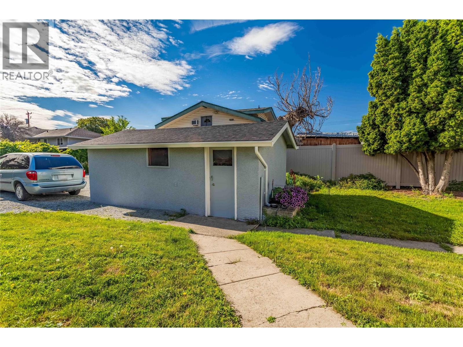 885 Walrod Street, Kelowna, British Columbia  V1Y 2S4 - Photo 49 - 10374368