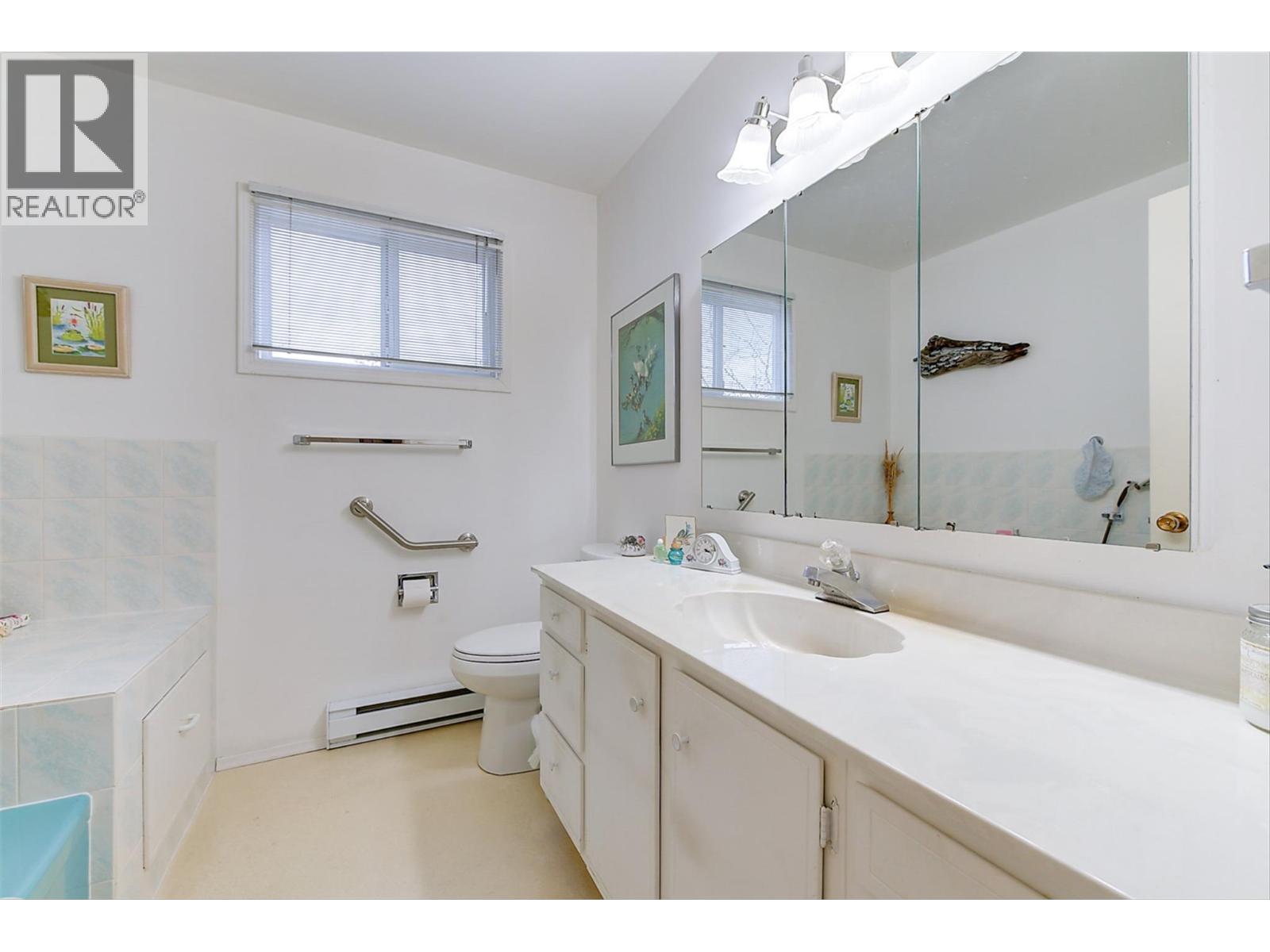 3963 Angus Drive, West Kelowna, British Columbia  V4T 2K1 - Photo 17 - 10374321