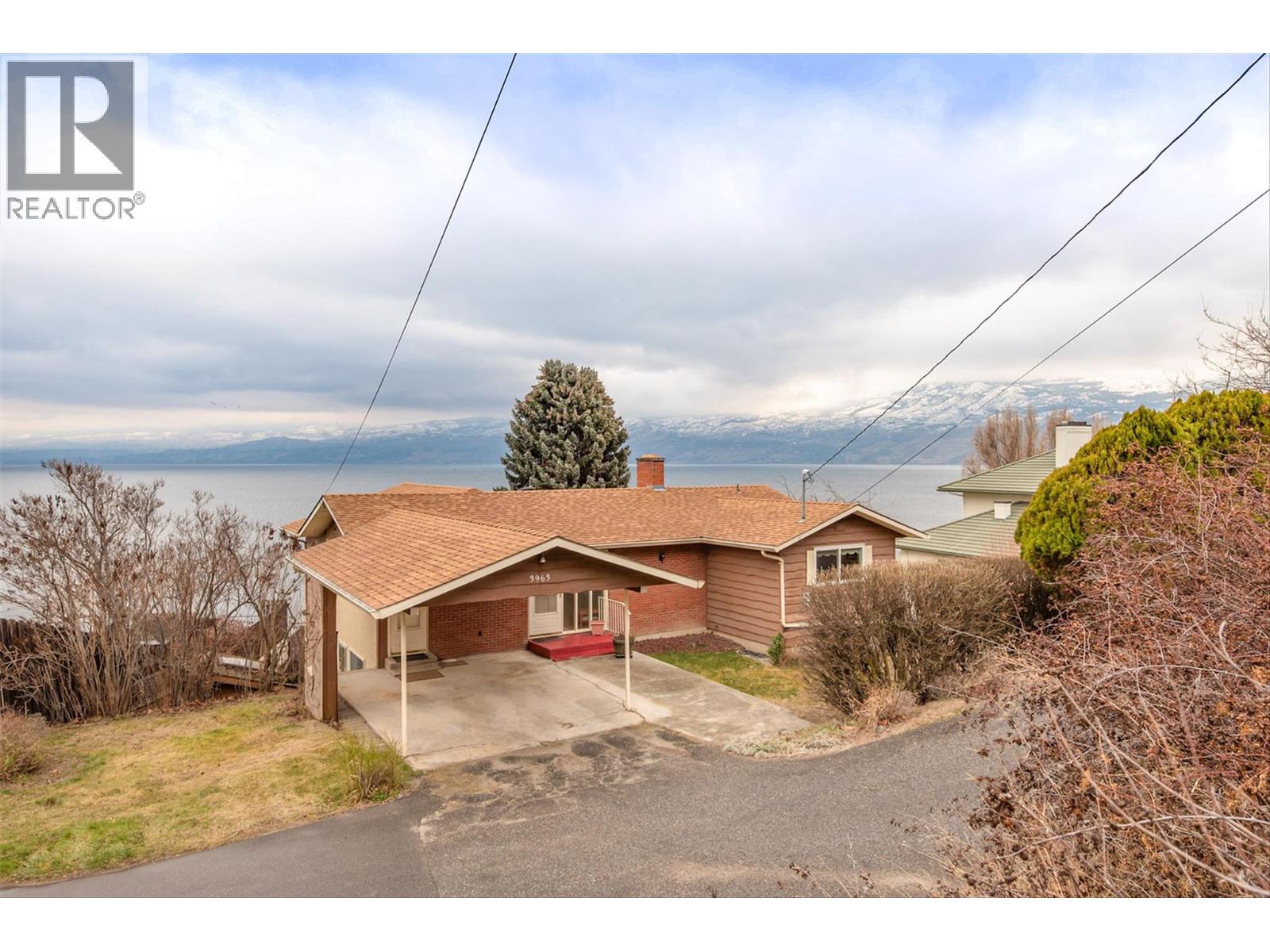 3963 Angus Drive, West Kelowna, British Columbia  V4T 2K1 - Photo 3 - 10374321