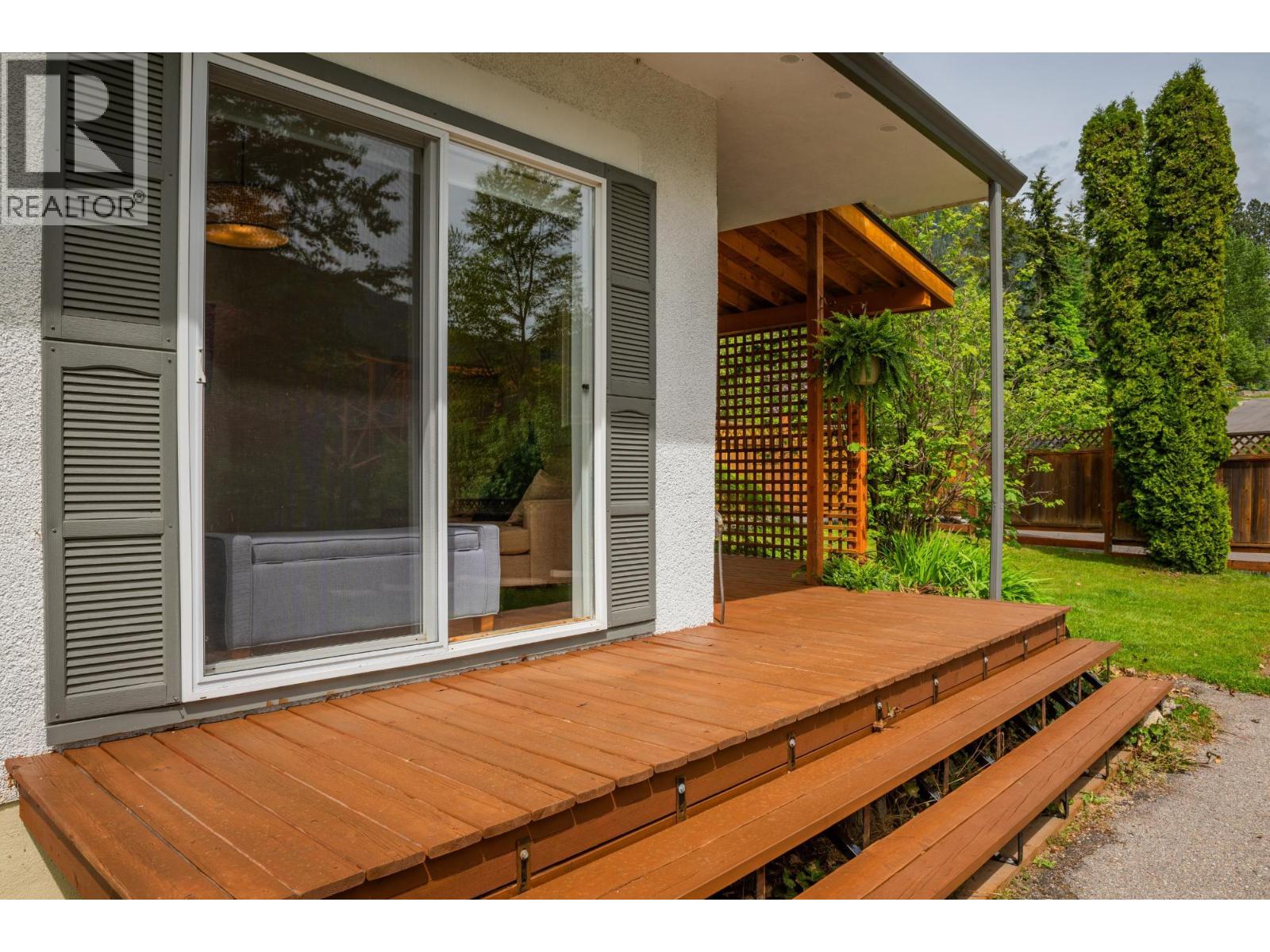 606 Jorgensen Road, Nelson, British Columbia  V1L 6M6 - Photo 26 - 10374461