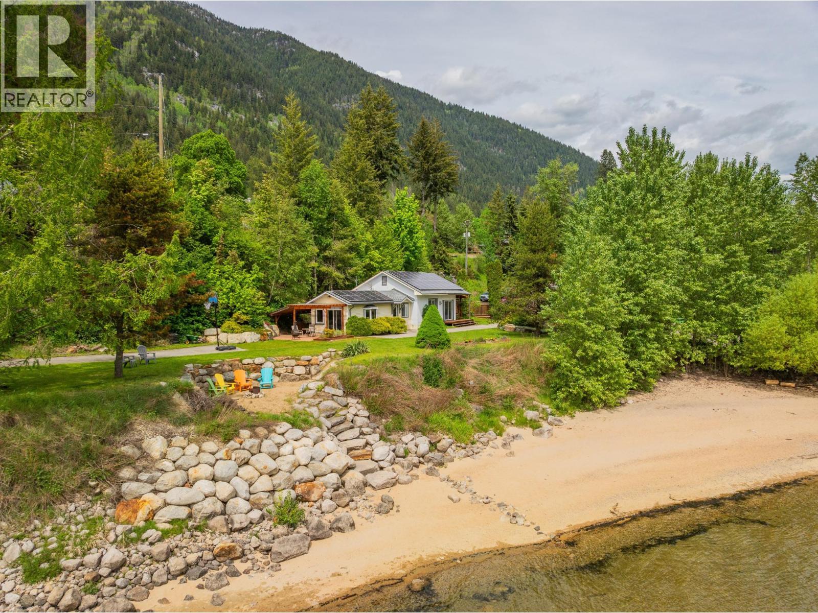 606 Jorgensen Road, Nelson, British Columbia  V1L 6M6 - Photo 3 - 10374461