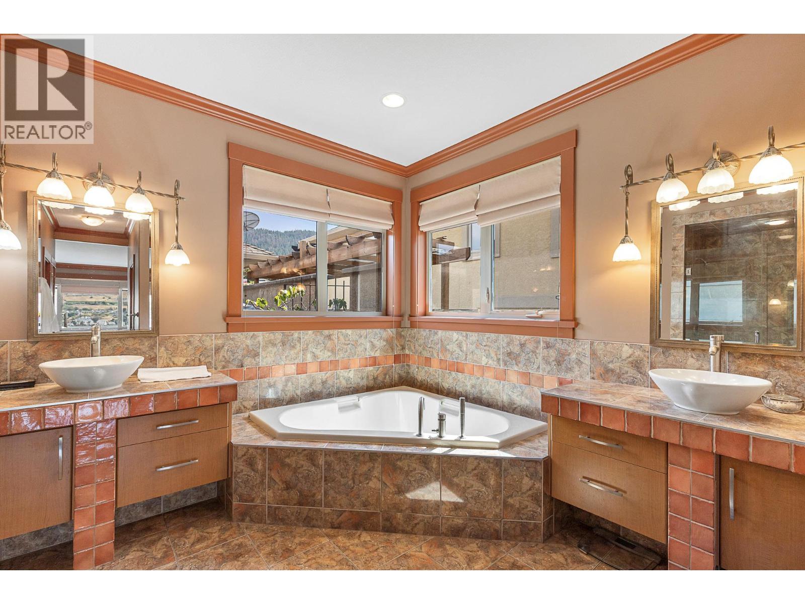 1033 Longacre Place, Vernon, British Columbia  V1H 1H7 - Photo 40 - 10374269