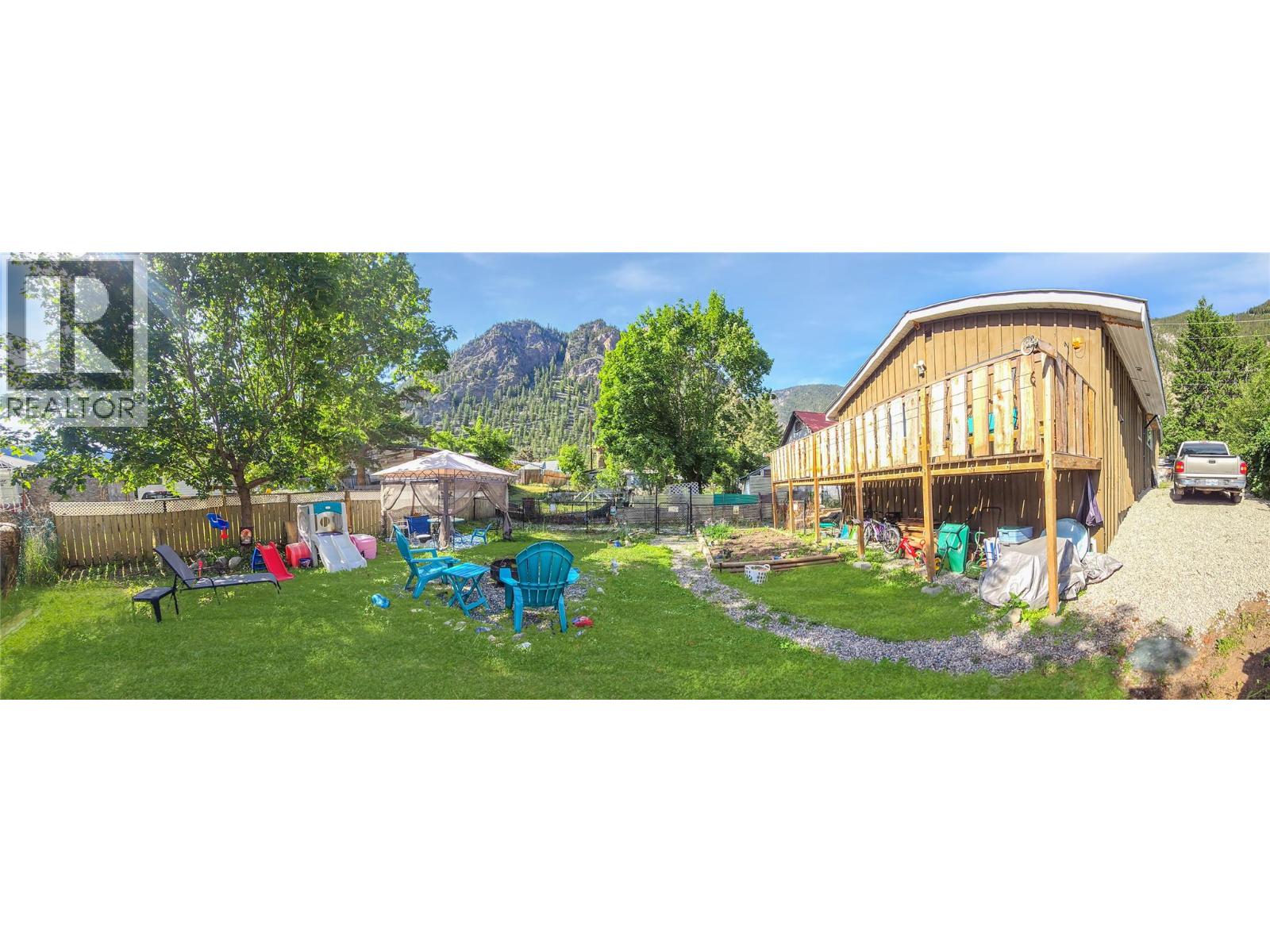 956 Richter Avenue, Hedley, British Columbia  V0X 1K0 - Photo 5 - 10374495