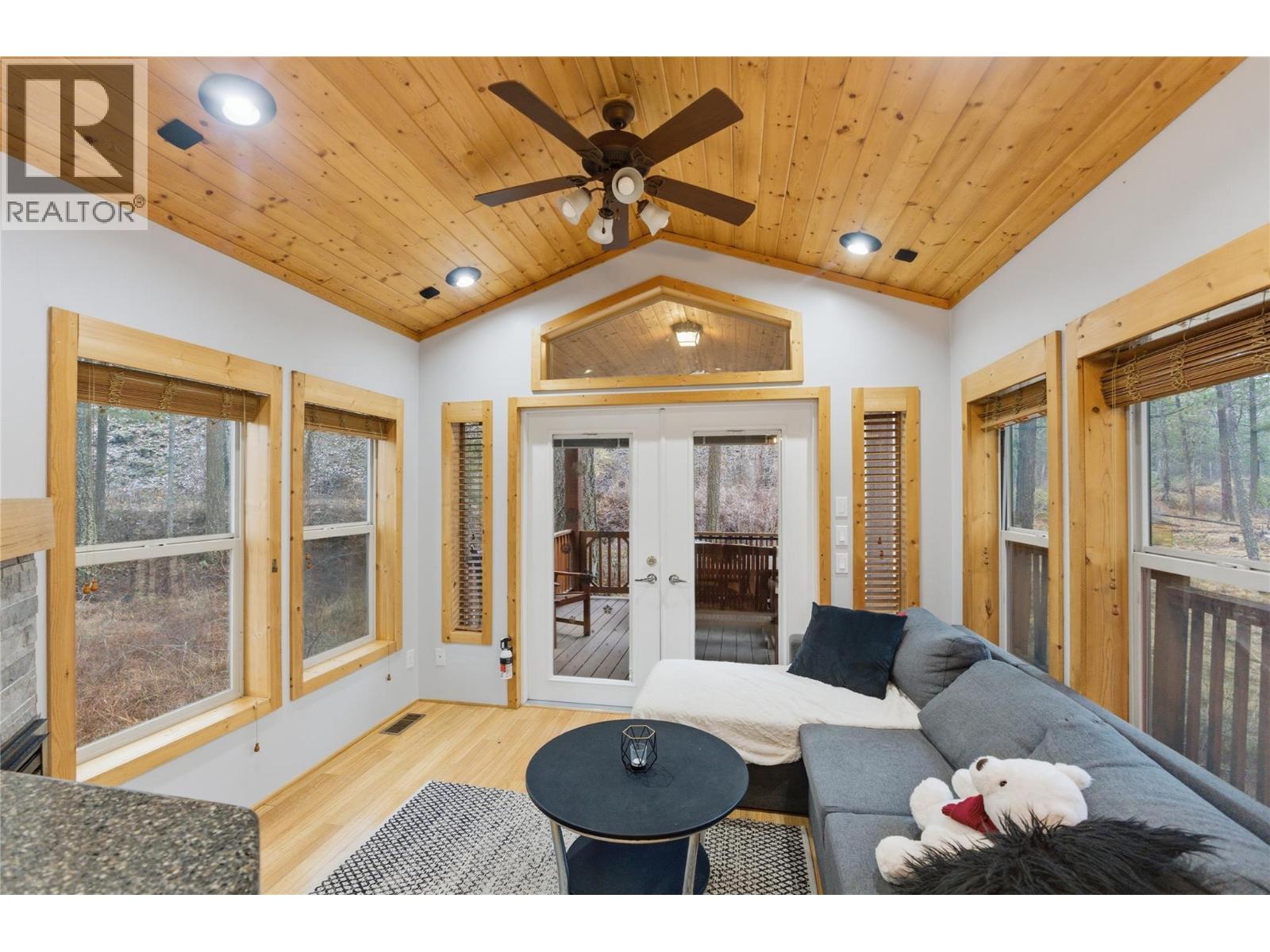 4835 Paradise Valley Drive Unit# 40, Peachland, British Columbia  V0H 1X3 - Photo 12 - 10374517