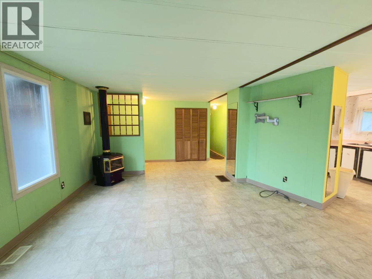 1357 Brockie Place, Okanagan Falls, British Columbia  V0H 1R0 - Photo 6 - 10374545