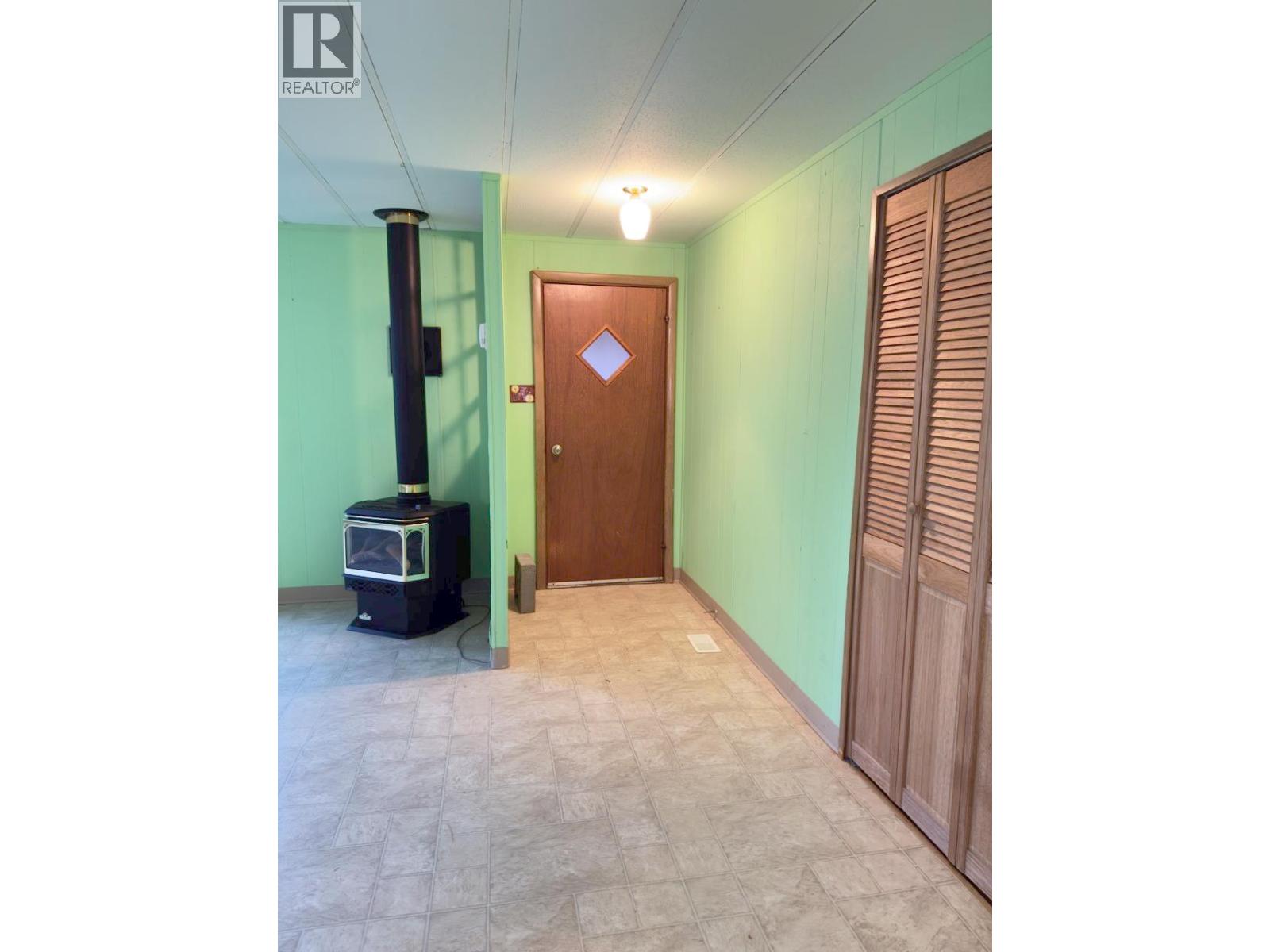 1357 Brockie Place, Okanagan Falls, British Columbia  V0H 1R0 - Photo 8 - 10374545