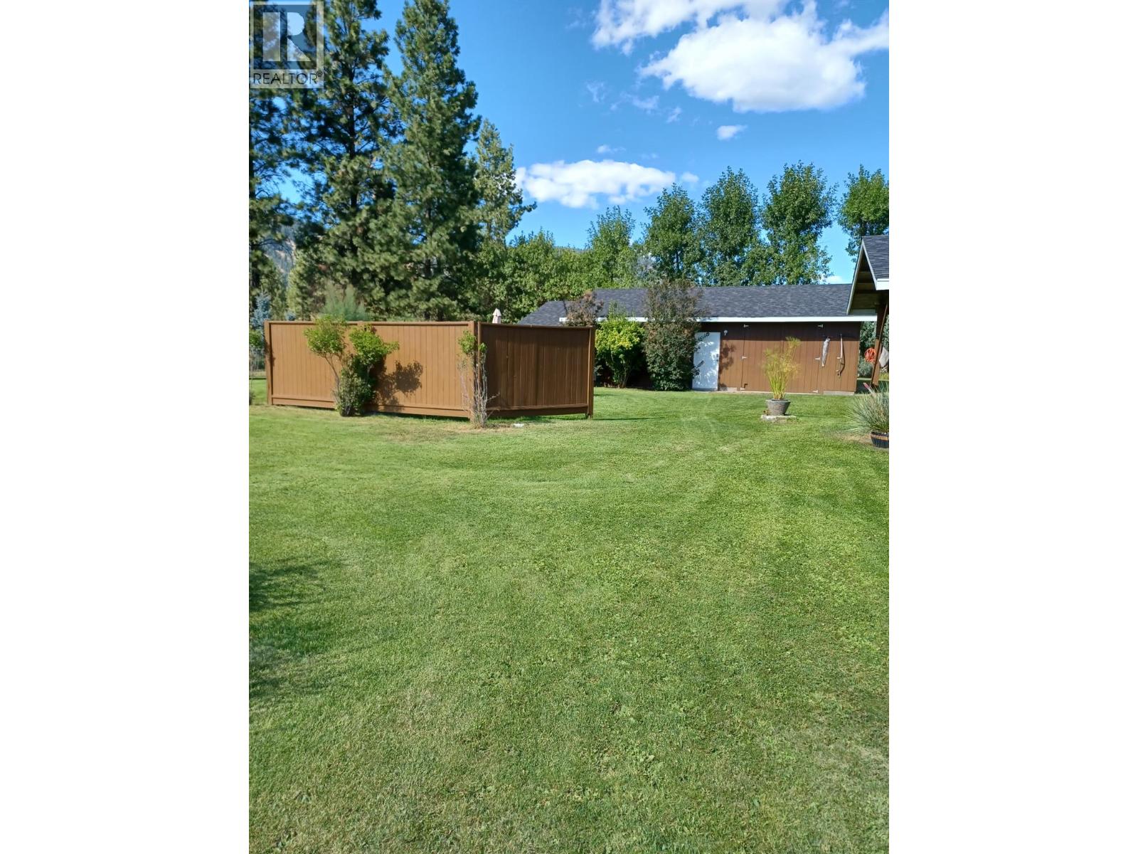 7775 Gn Road, Grand Forks, British Columbia  V0H 1H2 - Photo 6 - 10374318