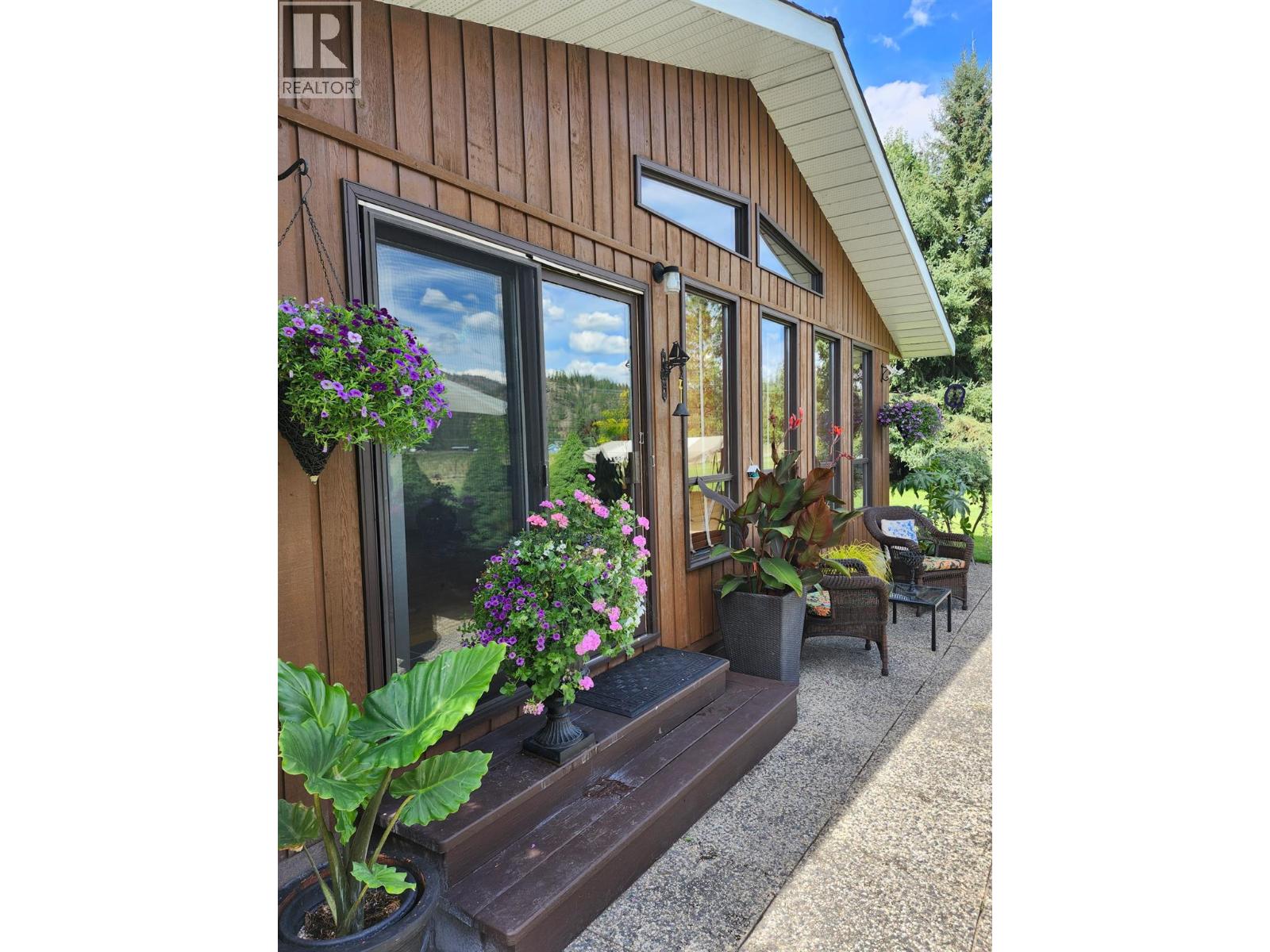 7775 Gn Road, Grand Forks, British Columbia  V0H 1H2 - Photo 8 - 10374318