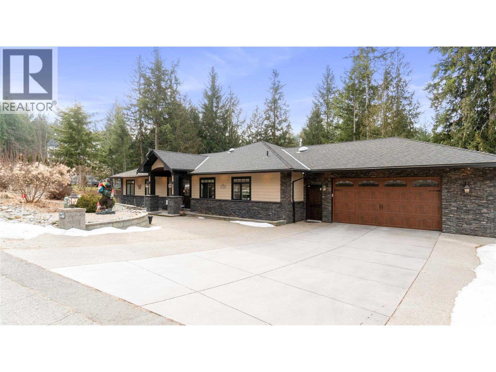 2762 Glenview Road, Blind Bay, British Columbia  V0E 1H1 - Photo 5 - 10372766