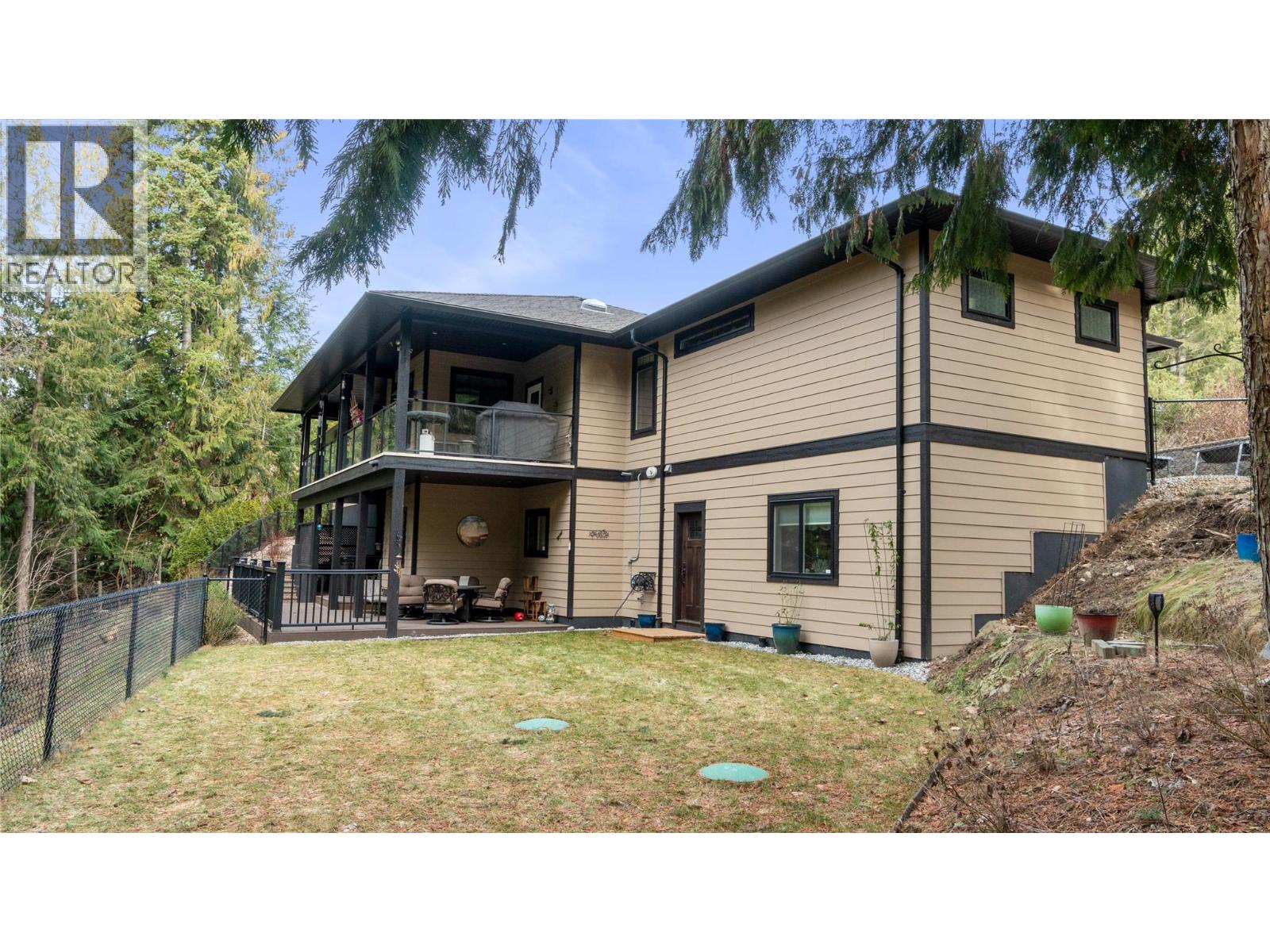 2762 Glenview Road, Blind Bay, British Columbia  V0E 1H1 - Photo 6 - 10372766