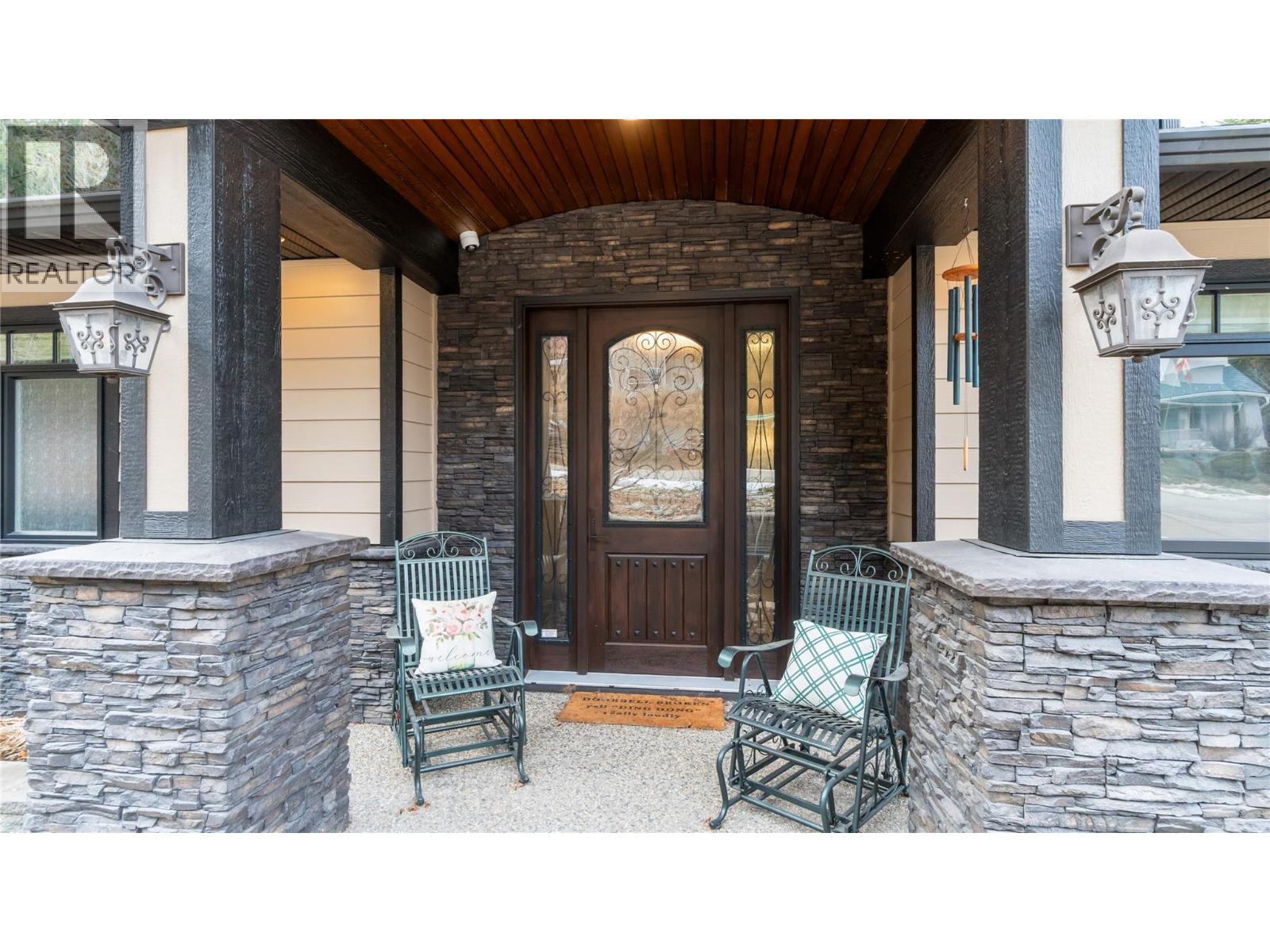 2762 Glenview Road, Blind Bay, British Columbia  V0E 1H1 - Photo 9 - 10372766