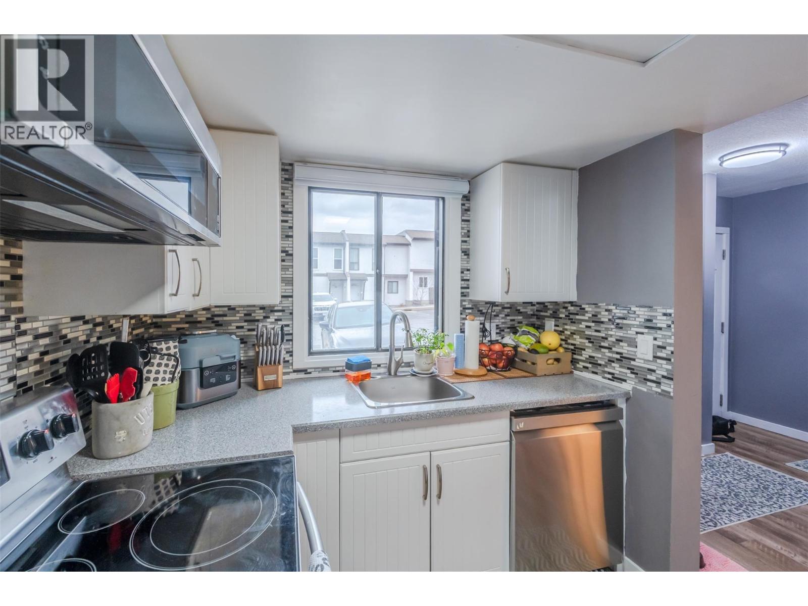 80 Green Avenue E Unit# 27, Penticton, British Columbia  V2A 7P4 - Photo 21 - 10374398