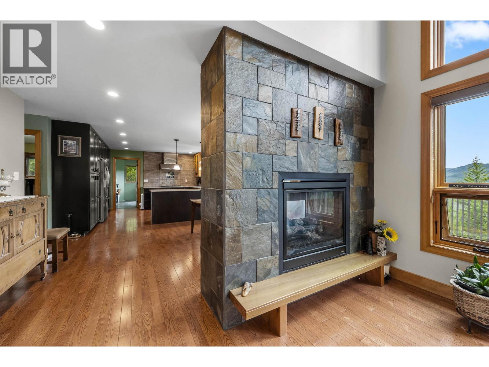 1249 Clearwater Valley Road, Clearwater, British Columbia  V0E 1N1 - Photo 6 - 10374592