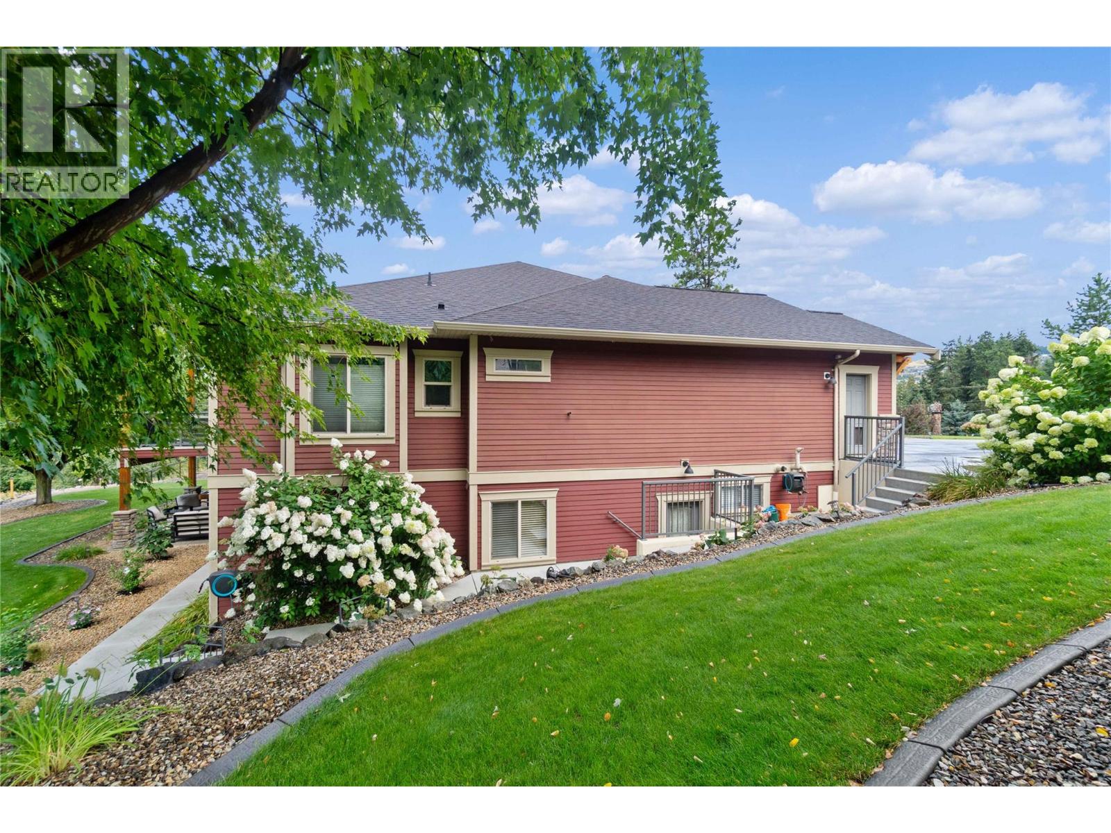 5100 Haynes Road, Vernon, British Columbia  V1B 3J6 - Photo 64 - 10374485