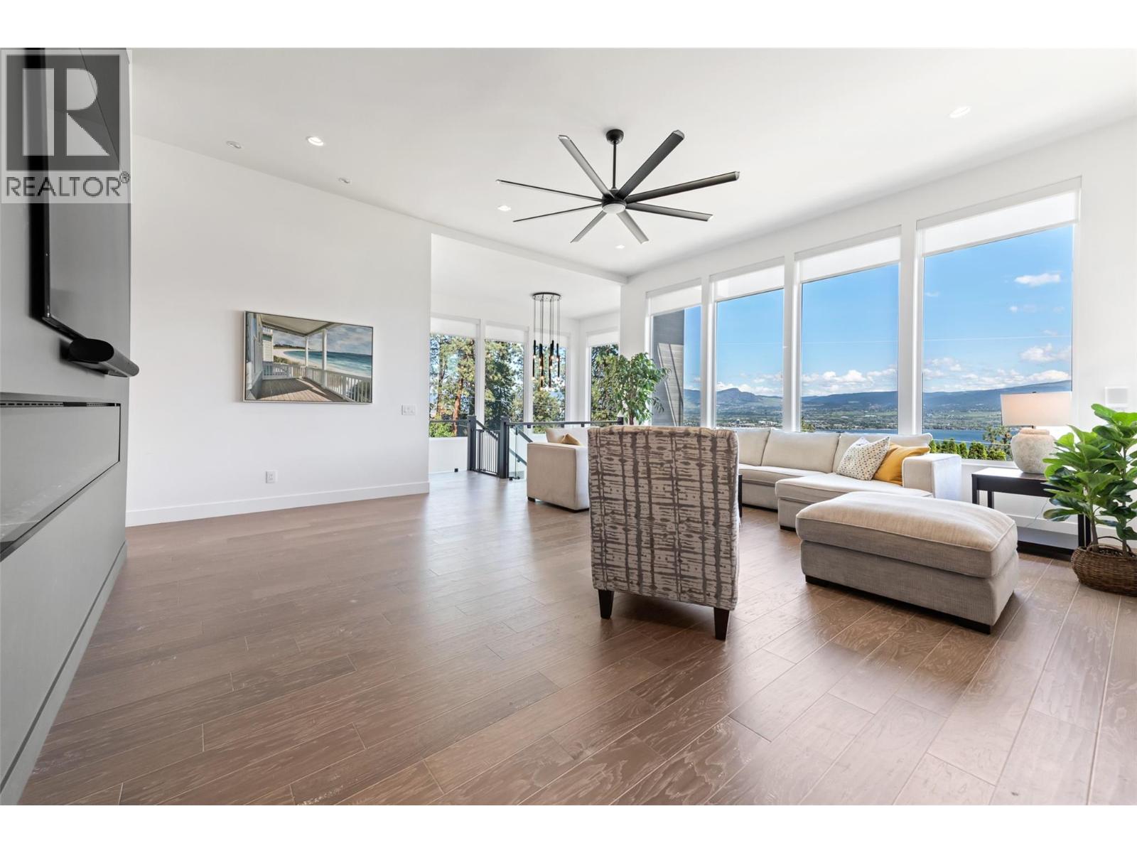2672 Lakeridge Road, West Kelowna, British Columbia  V1Z 1Y2 - Photo 2 - 10374408