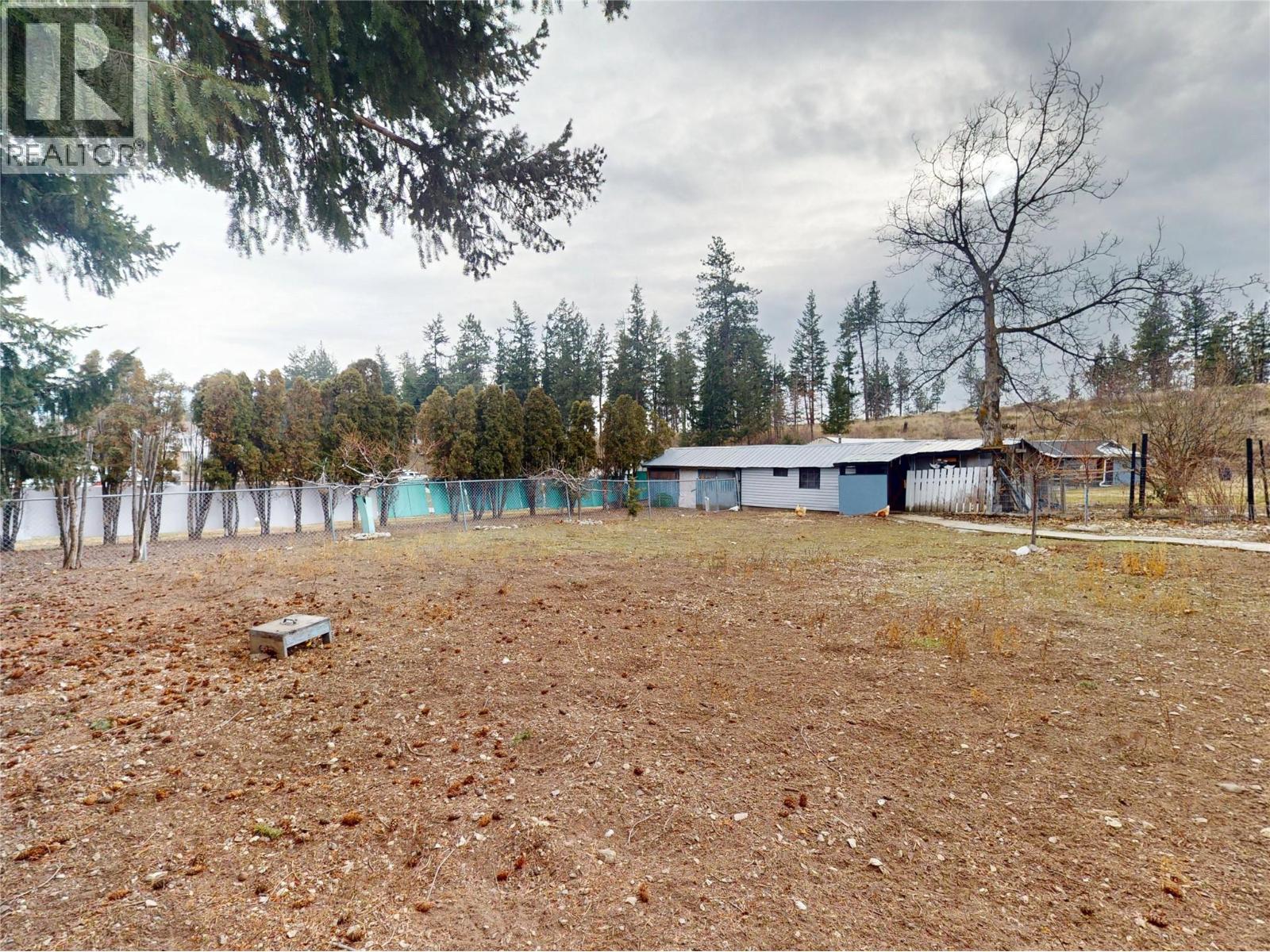 5186 Mackinnon Road, Peachland, British Columbia  V0H 1X2 - Photo 10 - 10373631