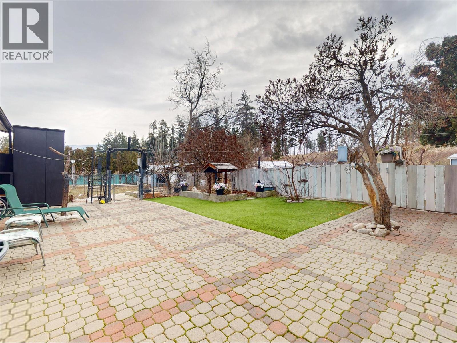 5186 Mackinnon Road, Peachland, British Columbia  V0H 1X2 - Photo 11 - 10373631