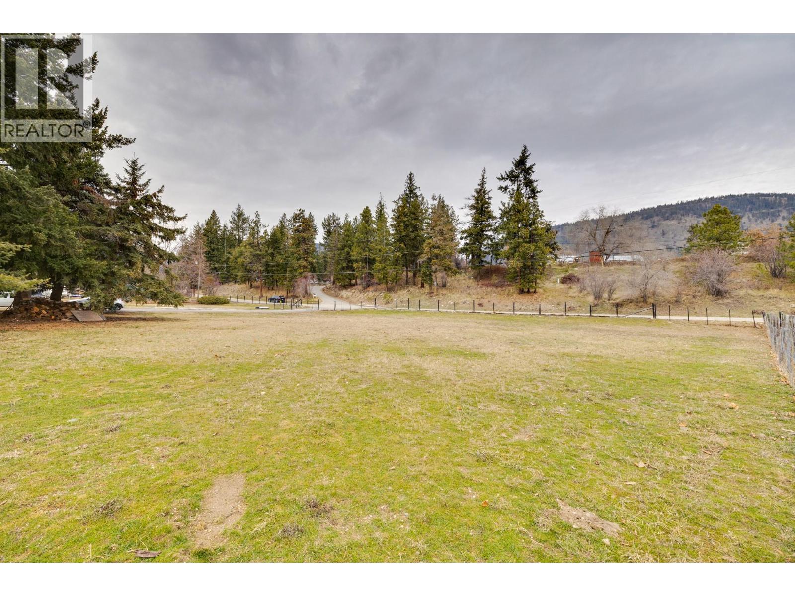 5186 Mackinnon Road, Peachland, British Columbia  V0H 1X2 - Photo 16 - 10373631