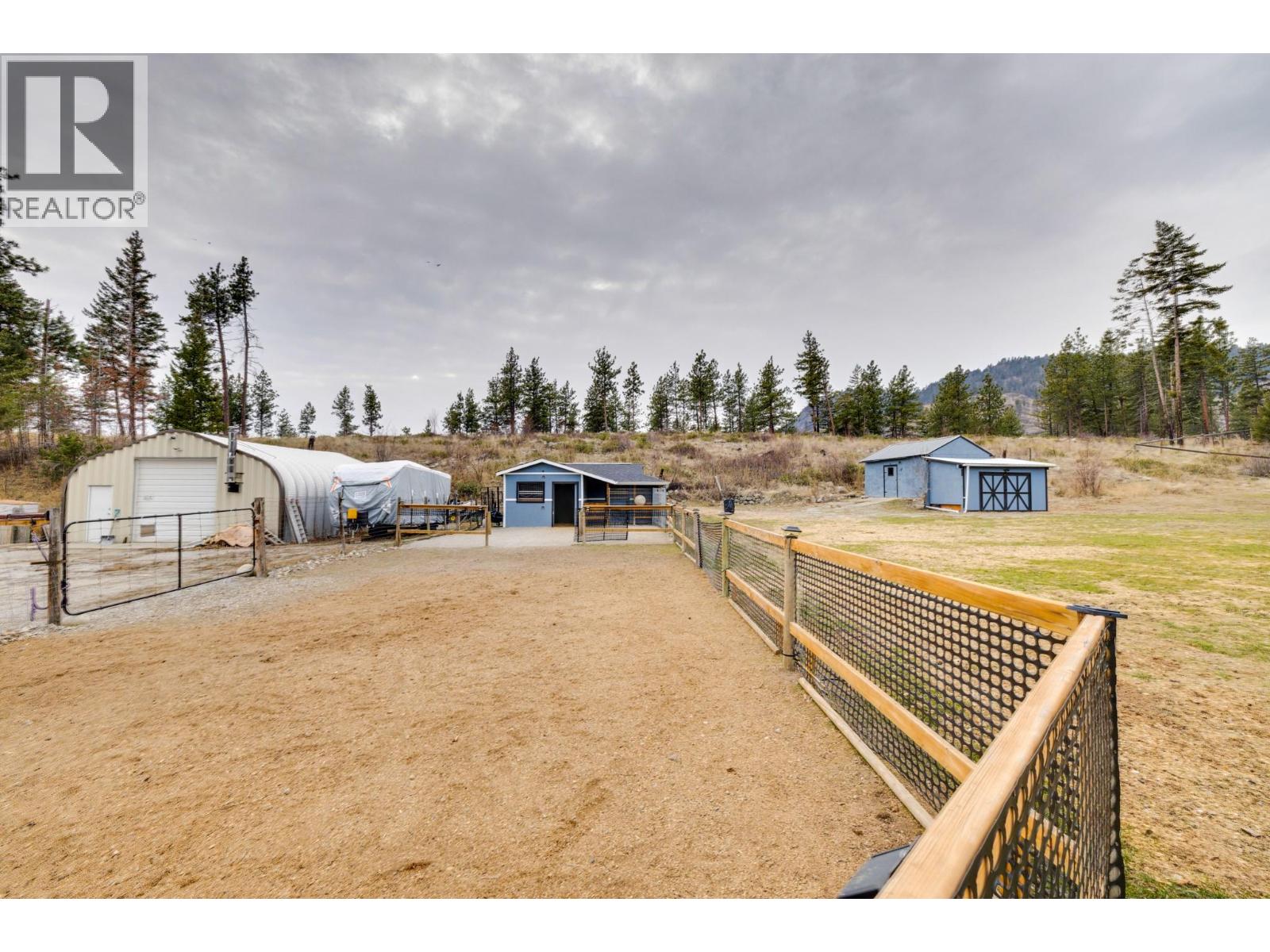 5186 Mackinnon Road, Peachland, British Columbia  V0H 1X2 - Photo 19 - 10373631