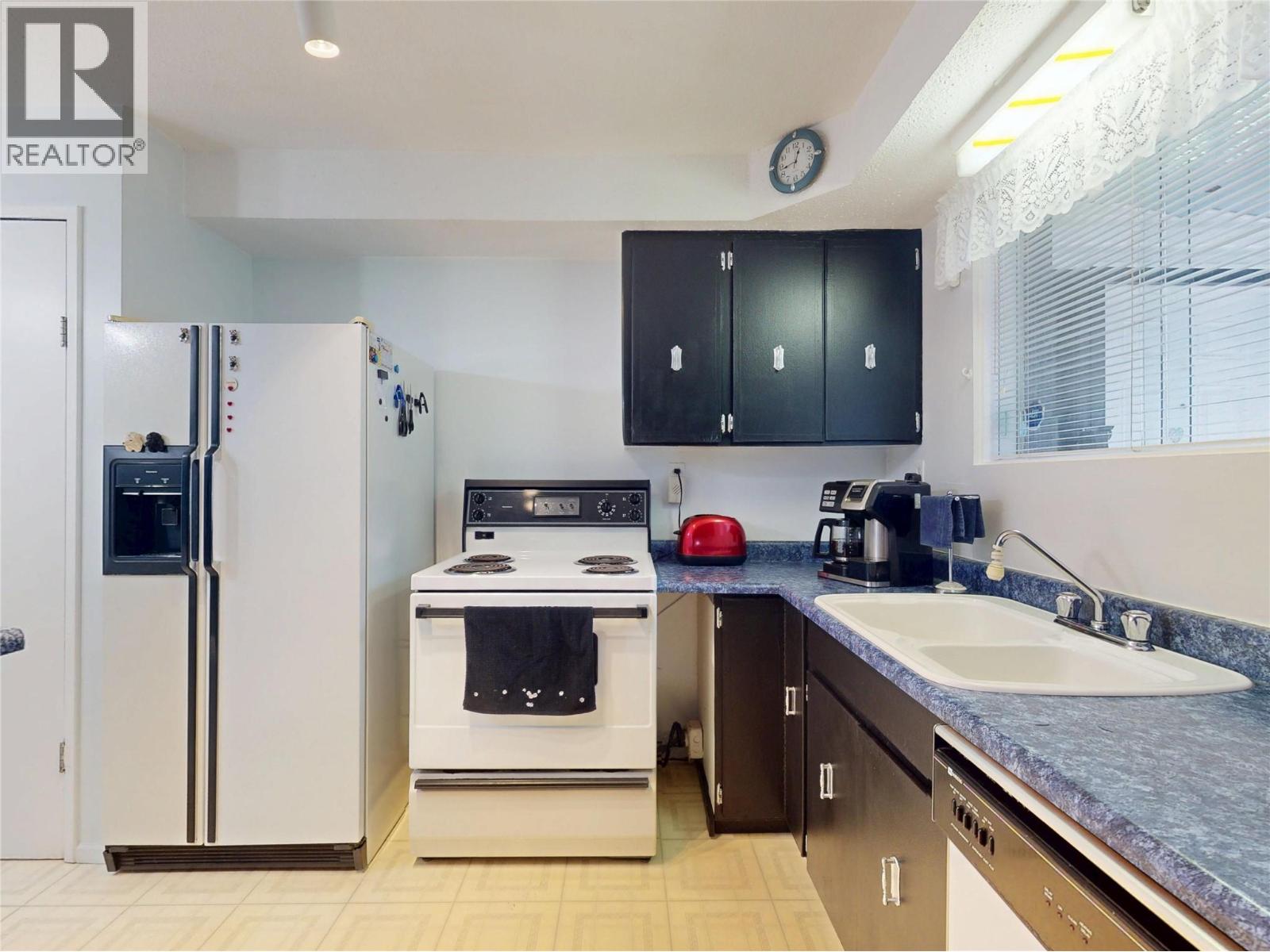 5186 Mackinnon Road, Peachland, British Columbia  V0H 1X2 - Photo 21 - 10373631