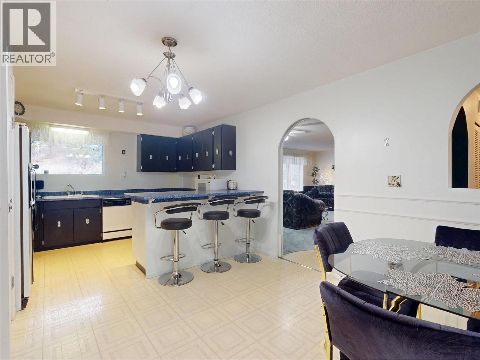 5186 Mackinnon Road, Peachland, British Columbia  V0H 1X2 - Photo 30 - 10373631