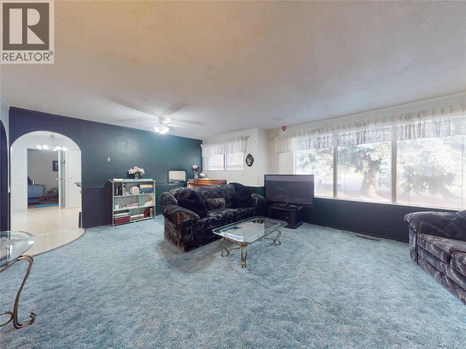 5186 Mackinnon Road, Peachland, British Columbia  V0H 1X2 - Photo 39 - 10373631