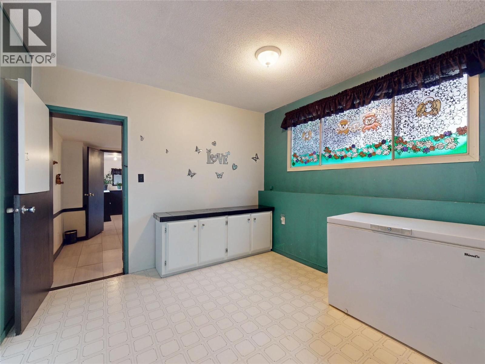 5186 Mackinnon Road, Peachland, British Columbia  V0H 1X2 - Photo 54 - 10373631