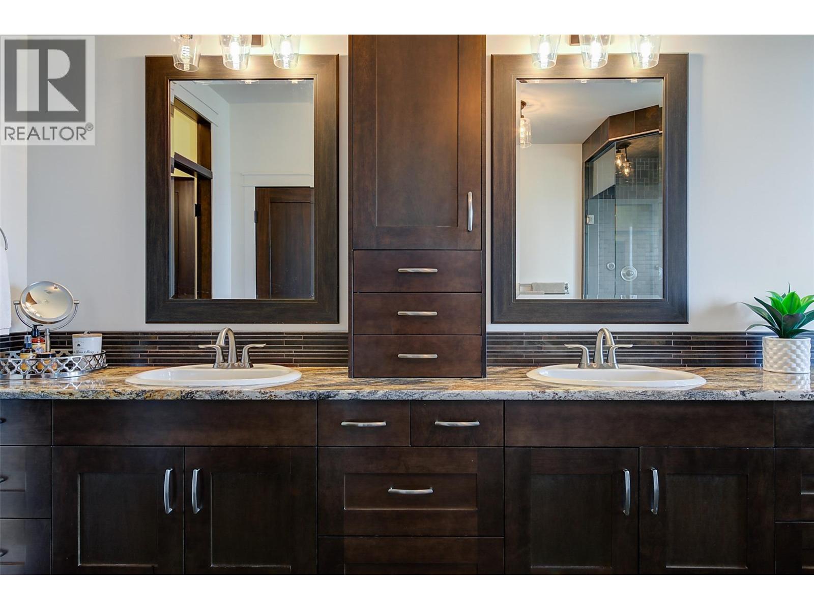 716 Kuipers Crescent, Kelowna, British Columbia  V1W 5B2 - Photo 33 - 10374317