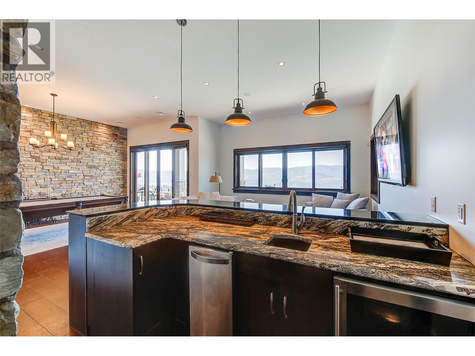 716 Kuipers Crescent, Kelowna, British Columbia  V1W 5B2 - Photo 38 - 10374317