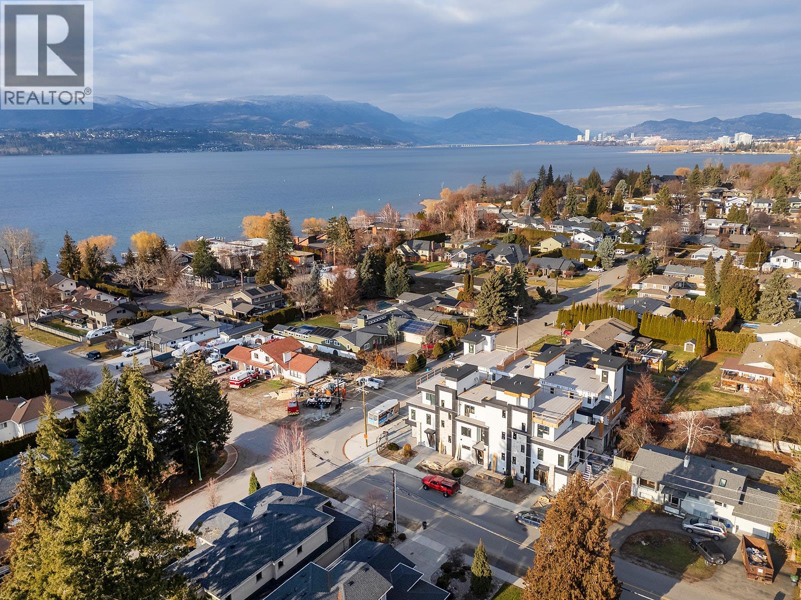 4495 Walker Road Unit# 3, Kelowna, British Columbia  V1W 1G8 - Photo 5 - 10374010