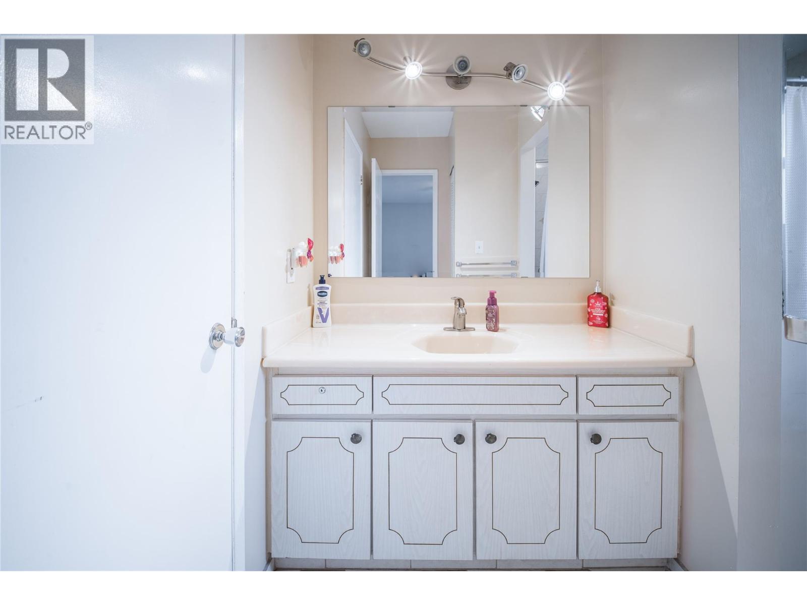 755 Fleming Drive, Kamloops, British Columbia  V1S 1A2 - Photo 20 - 10373650