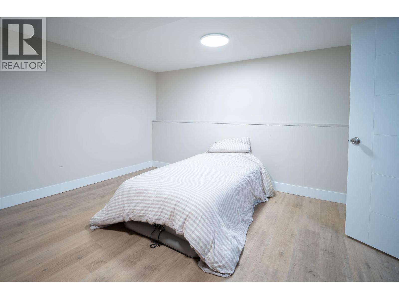 755 Fleming Drive, Kamloops, British Columbia  V1S 1A2 - Photo 32 - 10373650