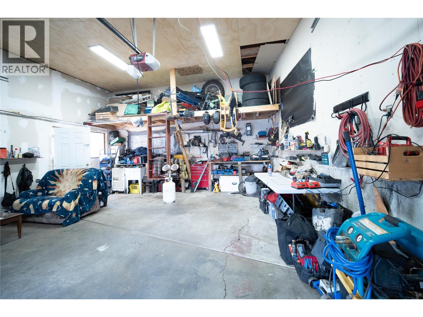 755 Fleming Drive, Kamloops, British Columbia  V1S 1A2 - Photo 35 - 10373650