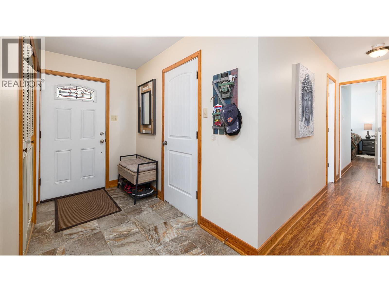 7470 3 Highway, Kitchener, British Columbia  V0B 2P0 - Photo 17 - 10374360