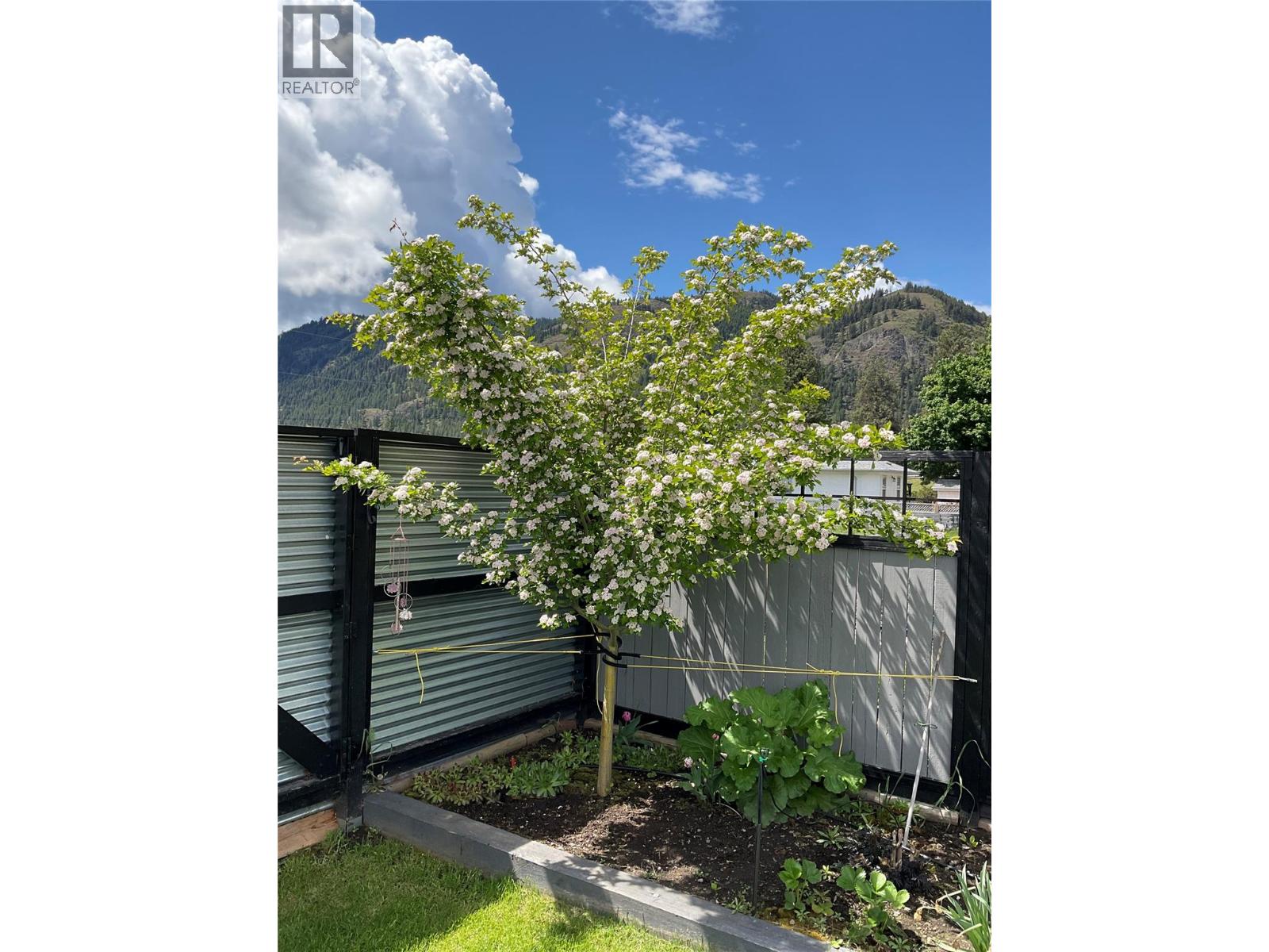324 Hartland Avenue, Midway, British Columbia  V0H 1M0 - Photo 16 - 10374571