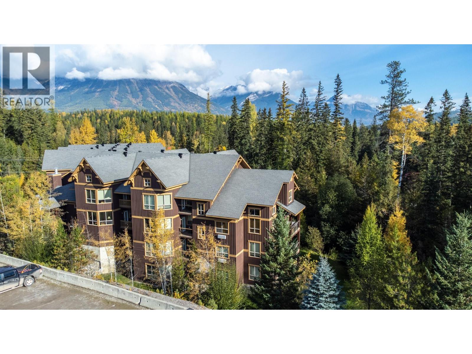 4559 Timberline Crescent Unit# 631c, Fernie, British Columbia  V0B 1M6 - Photo 2 - 10374176