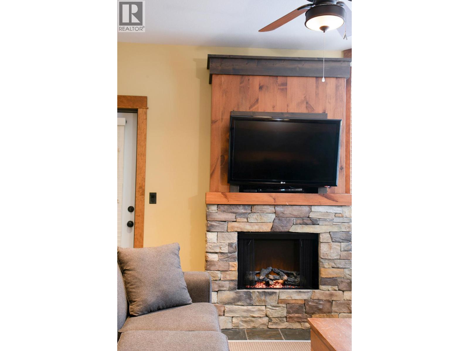 4559 Timberline Crescent Unit# 631c, Fernie, British Columbia  V0B 1M6 - Photo 20 - 10374176