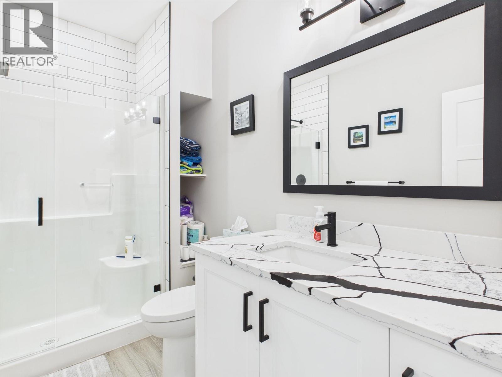 125 Falcon Place, Osoyoos, British Columbia  V0H 1V6 - Photo 31 - 10372300