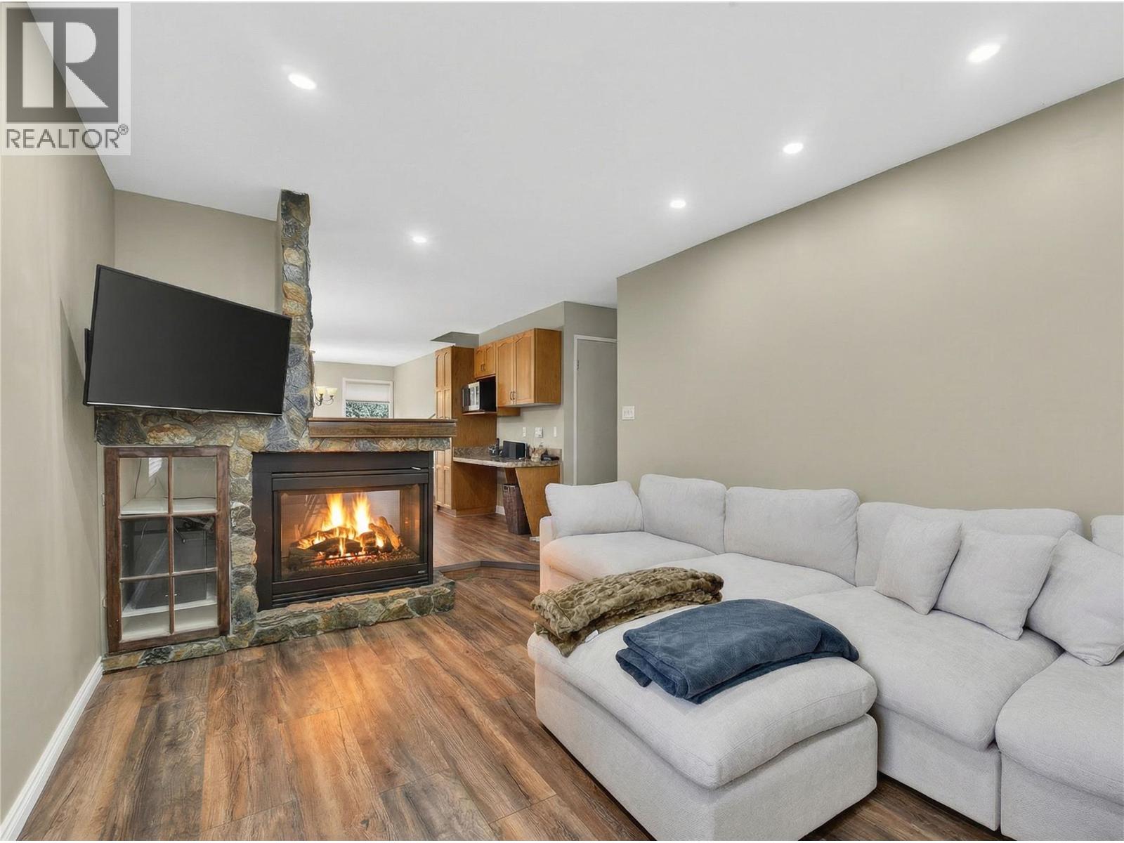 4851 13 Street Ne, Salmon Arm, British Columbia  V1E 3P1 - Photo 10 - 10374319