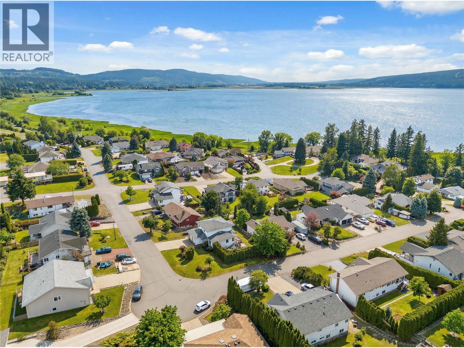 4851 13 Street Ne, Salmon Arm, British Columbia  V1E 3P1 - Photo 2 - 10374319