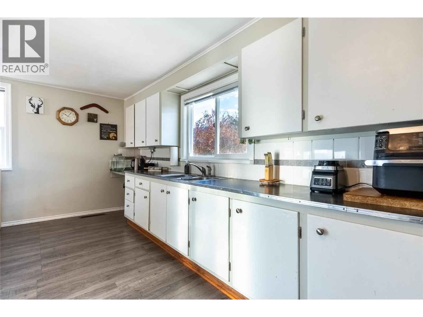 356 Tingley Street, Ashcroft, British Columbia  V0K 1A0 - Photo 11 - 10374581