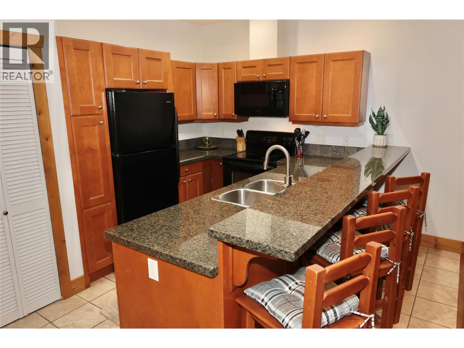 5401 Lakeshore Drive Unit# 205, Osoyoos, British Columbia  V0H 1V6 - Photo 9 - 10373938