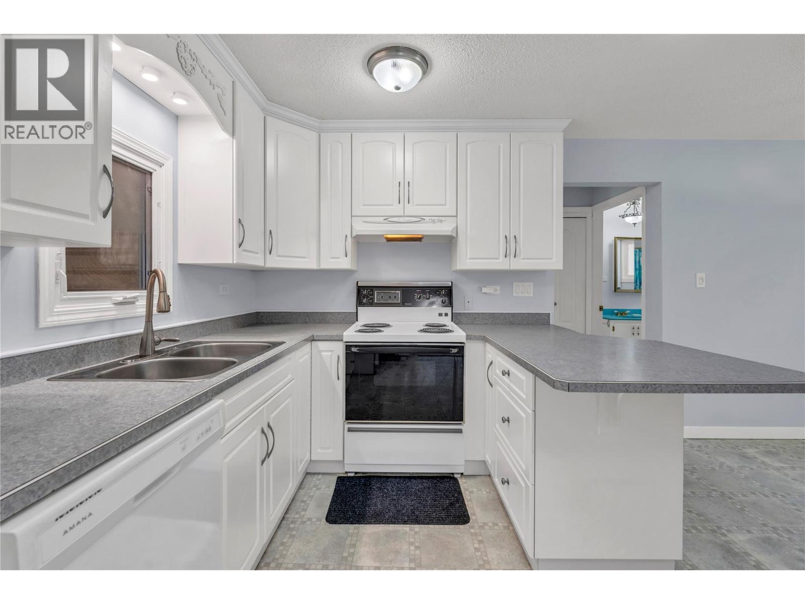 194 Nelson Avenue, Penticton, British Columbia  V2A 2K9 - Photo 10 - 10374587