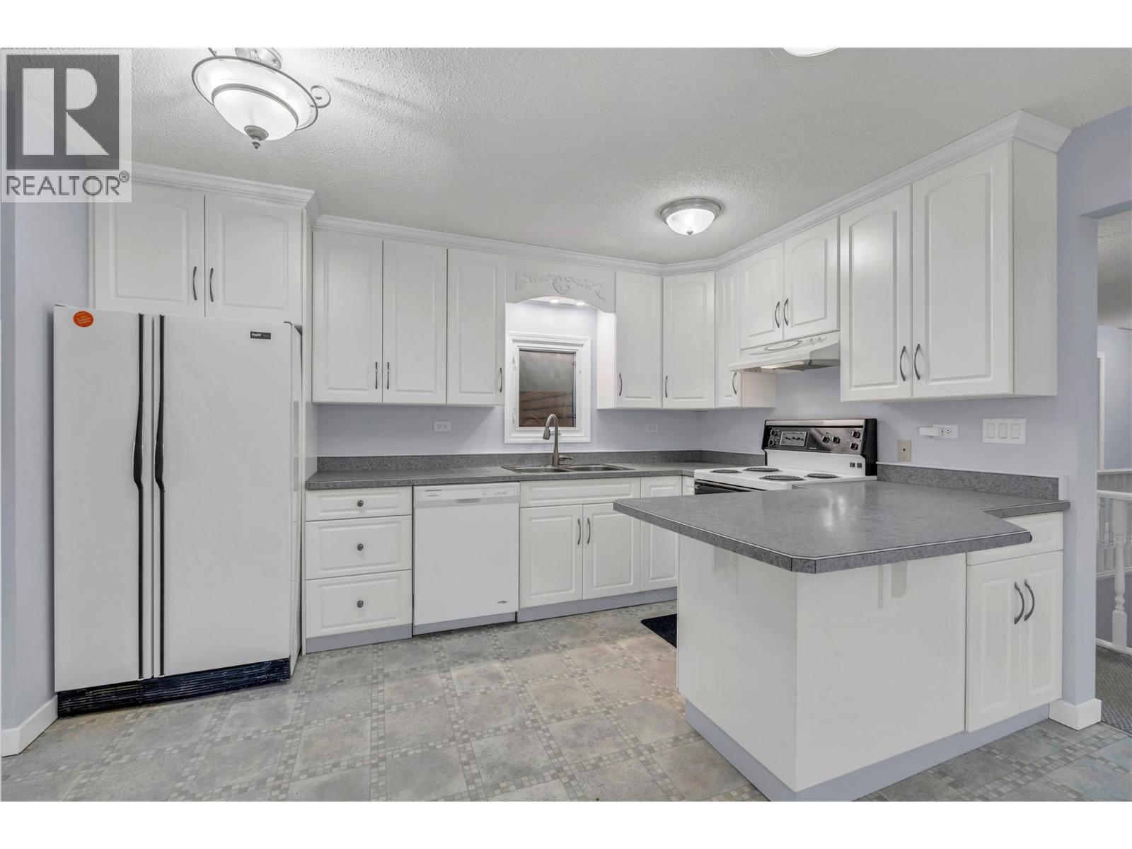 194 Nelson Avenue, Penticton, British Columbia  V2A 2K9 - Photo 11 - 10374587