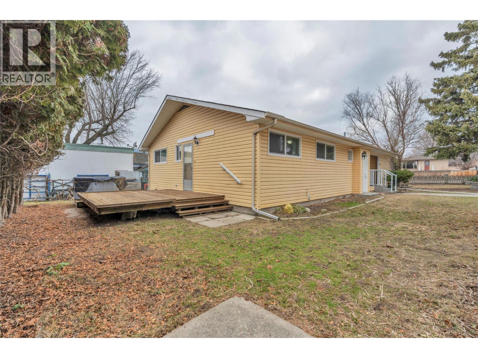 194 Nelson Avenue, Penticton, British Columbia  V2A 2K9 - Photo 3 - 10374587