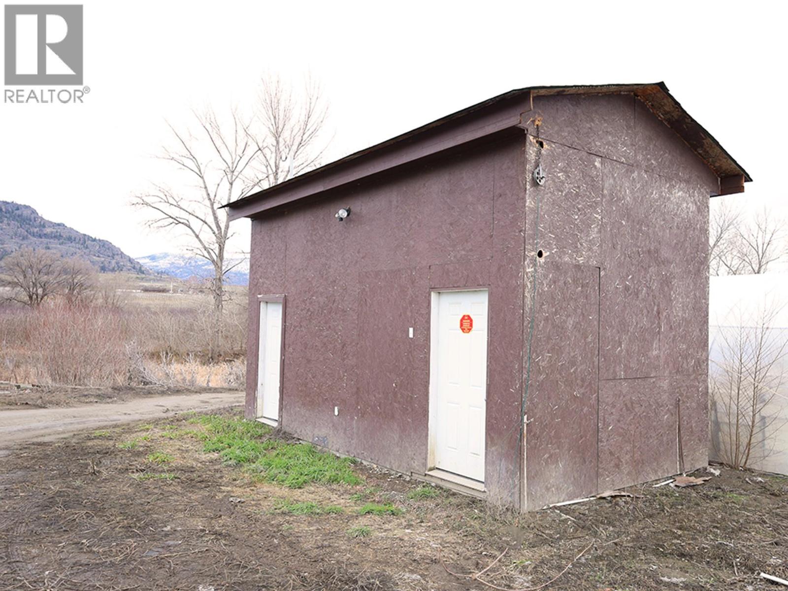 301 Road 12 Road, Oliver, British Columbia  V0H 1T1 - Photo 16 - 10373242